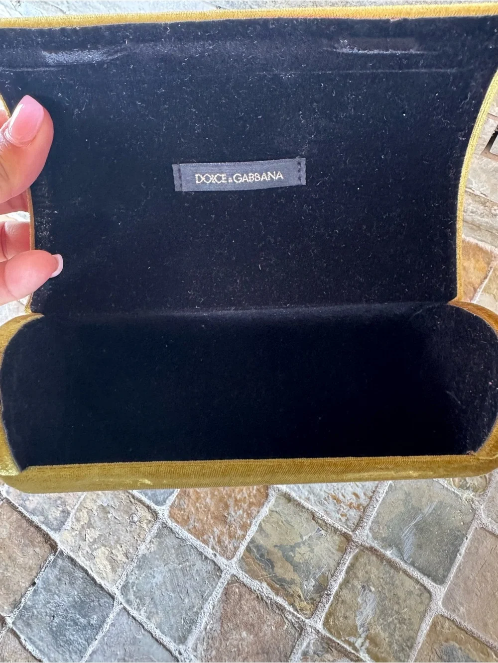 Dolce & gabbana sunglasses case